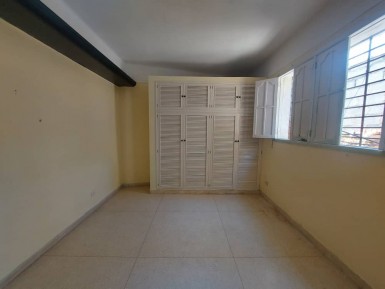 Casa de 2 habitaciones en venta en Nuevo Vedado, Plaza de la Revolución, La Habana