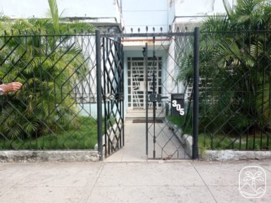 Apartment with 2 bedrooms for sale in Vedado, Plaza de la Revolución, La Habana