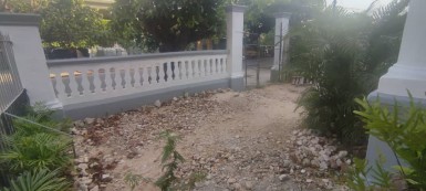 Casa Independiente de 2 habitaciones en venta en Vedado, Plaza de la Revolución, La Habana