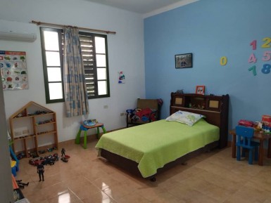 Biplanta de 5 habitaciones en venta en Nuevo Vedado, Plaza de la Revolución, La Habana