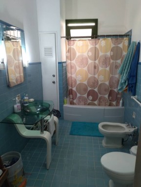 Biplanta de 5 habitaciones en venta en Nuevo Vedado, Plaza de la Revolución, La Habana