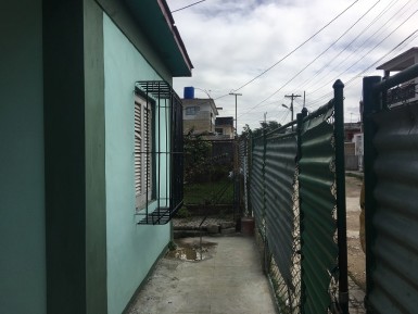 Casa Independiente de 3 habitaciones en venta en Lotería, Cotorro, La Habana