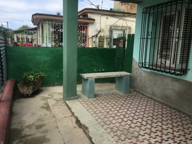 Casa Independiente de 3 habitaciones en venta en Lotería, Cotorro, La Habana