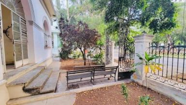 Casa Independiente de 6 habitaciones en venta en Vedado, Plaza de la Revolución, La Habana