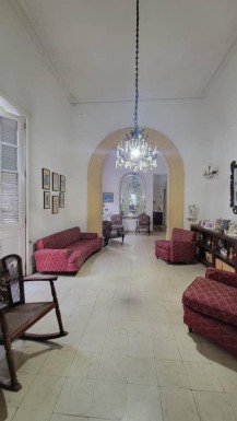 Casa Independiente de 6 habitaciones en venta en Vedado, Plaza de la Revolución, La Habana