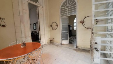 Casa Independiente de 6 habitaciones en venta en Vedado, Plaza de la Revolución, La Habana