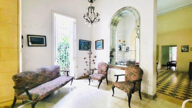 Casa Independiente de 6 habitaciones en venta en Vedado, Plaza de la Revolución, La Habana