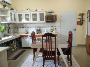 Detached House with 5 bedrooms for sale in Almendares, Playa, La Habana