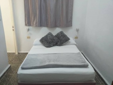 Casa Independiente de 2 habitaciones en venta en Plaza de la Revolución, La Habana