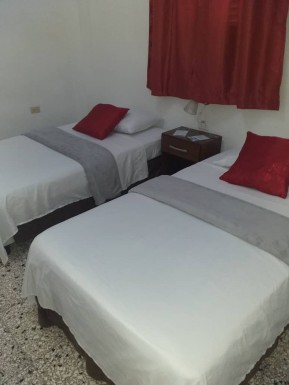 Casa Independiente de 2 habitaciones en venta en Plaza de la Revolución, La Habana