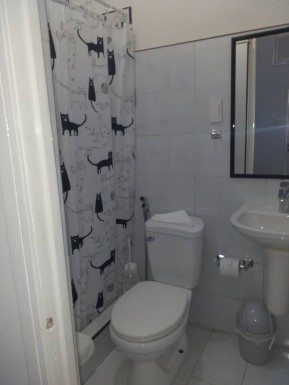 Casa Independiente de 2 habitaciones en venta en Plaza de la Revolución, La Habana