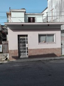 House with 2 bedrooms for sale in Las Cañas, Cerro, La Habana - Thumbnail 1
