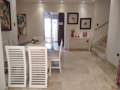 Casa Independiente de 3 habitaciones en venta en Nuevo Vedado, Plaza de la Revolución, La Habana