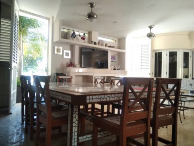 Casa Independiente de 3 habitaciones en venta en Nuevo Vedado, Plaza de la Revolución, La Habana