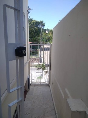 Casa Independiente de 3 habitaciones en venta en Nuevo Vedado, Plaza de la Revolución, La Habana