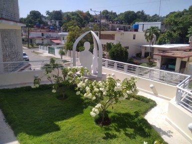Casa Independiente de 3 habitaciones en venta en Nuevo Vedado, Plaza de la Revolución, La Habana