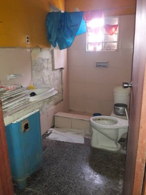 Biplanta de 2 habitaciones en venta en Cuatro Caminos, Cotorro, La Habana