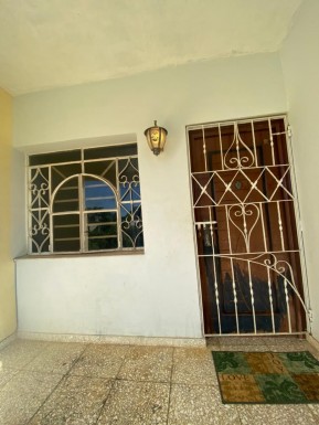 Duplex with 4 bedrooms for sale in San Agustín, La Lisa, La Habana