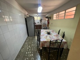 Casa de 4 habitaciones en venta en Latinoamericano, Cerro, La Habana - 3
