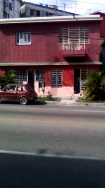 Duplex with 5 bedrooms for sale in Las Cañas, Cerro, La Habana