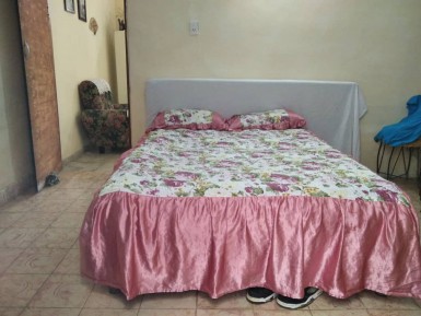 Casa de 1 habitación en venta en Azotea, Guanabacoa, La Habana