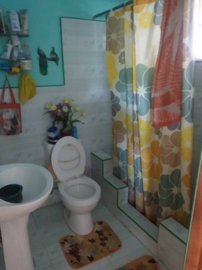 Casa Independiente de 5 habitaciones en venta en Los Quemados, Marianao, La Habana