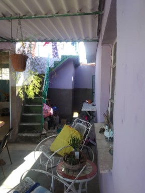 Casa Independiente de 5 habitaciones en venta en Los Quemados, Marianao, La Habana