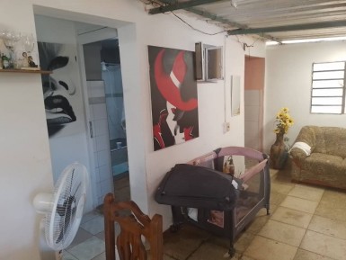 Casa de 5 habitaciones en venta en Las Guásimas, Arroyo Naranjo, La Habana