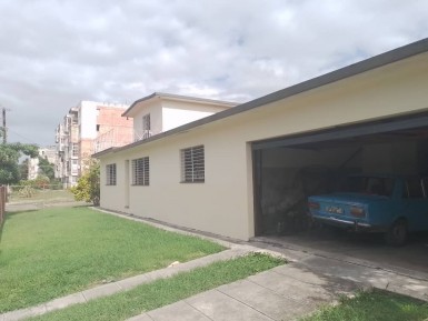 Detached House with 4 bedrooms for sale in Altahabana, Boyeros, La Habana