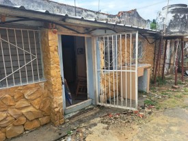 House with 2 bedrooms for sale in Guanabacoa, La Habana - Thumbnail 1
