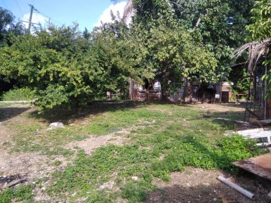 Casa Independiente de 2 habitaciones en venta en Las Cañas, Cerro, La Habana