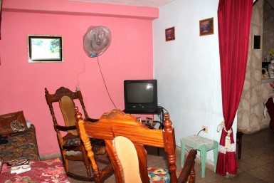 Casa Colonial de 3 habitaciones en venta en Centro Habana, La Habana