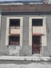 Casa de 3 habitaciones en venta en Ayestarán, Cerro, La Habana - Miniatura 1