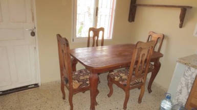 Casa Independiente de 3 habitaciones en venta en Campo Florido, Habana del Este, La Habana