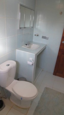 Casa Independiente de 3 habitaciones en venta en Campo Florido, Habana del Este, La Habana