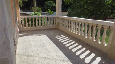 Casa Independiente de 3 habitaciones en venta en Campo Florido, Habana del Este, La Habana