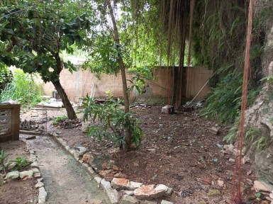 Casa Independiente de 3 habitaciones en venta en Campo Florido, Habana del Este, La Habana