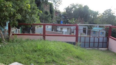 Casa Independiente de 3 habitaciones en venta en Campo Florido, Habana del Este, La Habana
