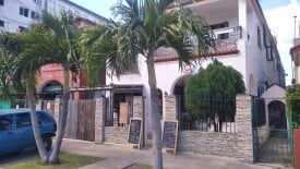 Casa Independiente de 5 habitaciones en venta en Ampliación Almendares, Playa, La Habana - Miniatura 2