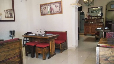 Casa Independiente de 5 habitaciones en venta en Ampliación Almendares, Playa, La Habana