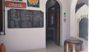 Casa Independiente de 5 habitaciones en venta en Ampliación Almendares, Playa, La Habana