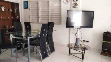 Casa Independiente de 3 habitaciones en venta en Ciudamar, San Miguel del Padrón, La Habana