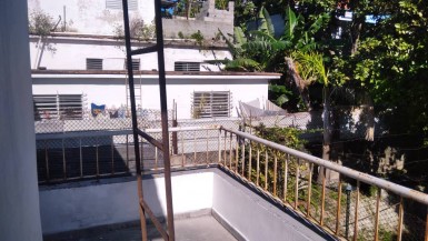Casa Independiente de 3 habitaciones en venta en Ciudamar, San Miguel del Padrón, La Habana