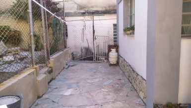 Casa Independiente de 3 habitaciones en venta en Ciudamar, San Miguel del Padrón, La Habana