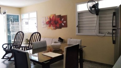Apartamento de 3 habitaciones en venta en Plaza de la Revolución, La Habana