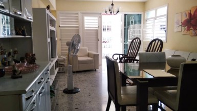 Apartamento de 3 habitaciones en venta en Plaza de la Revolución, La Habana