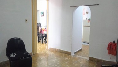 Casa Independiente de 5 habitaciones en venta en Gallega, Guanabacoa, La Habana