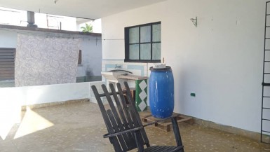 Casa Independiente de 5 habitaciones en venta en Gallega, Guanabacoa, La Habana