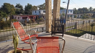 Casa Independiente de 5 habitaciones en venta en Gallega, Guanabacoa, La Habana