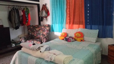Casa Independiente de 5 habitaciones en venta en Gallega, Guanabacoa, La Habana